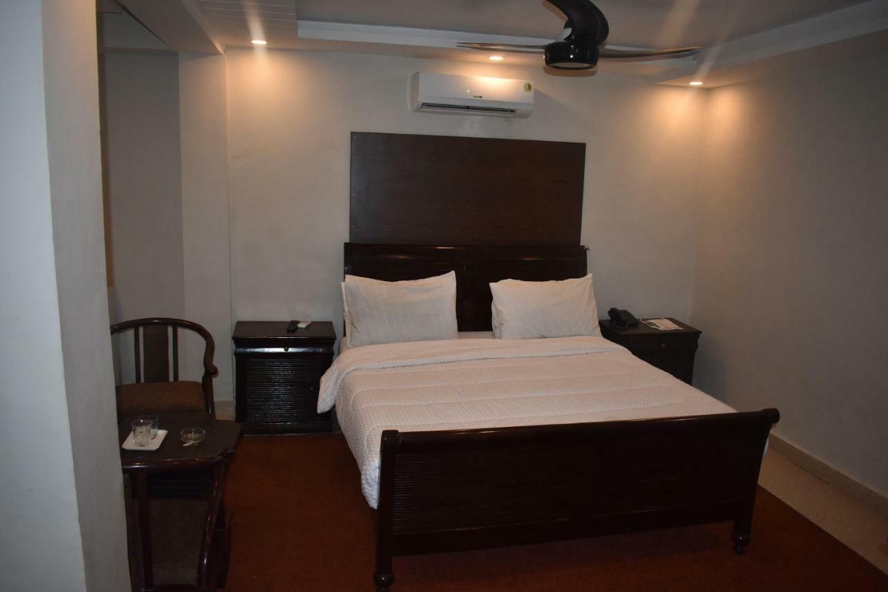 Hotel Burj Al Hateem Rawalpindi Exterior foto